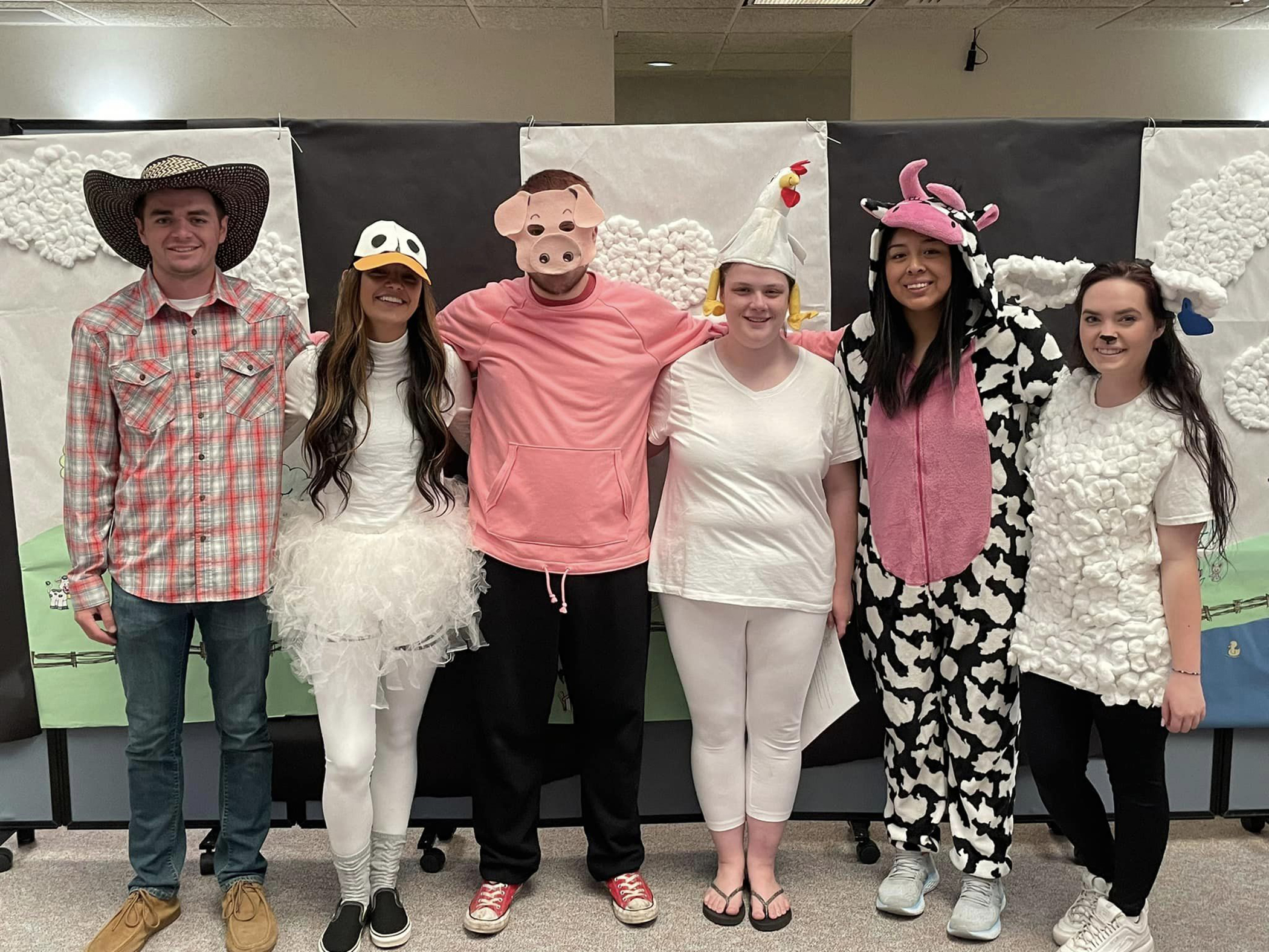 Northwestern Education Students Present Click Clack Moo Cows That   Click Clack Moo 300 